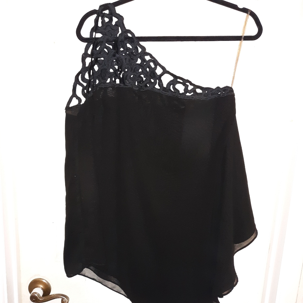 One Shoulder Top